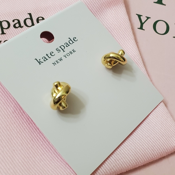 Kate Spade Knot studs - Picture 6 of 7